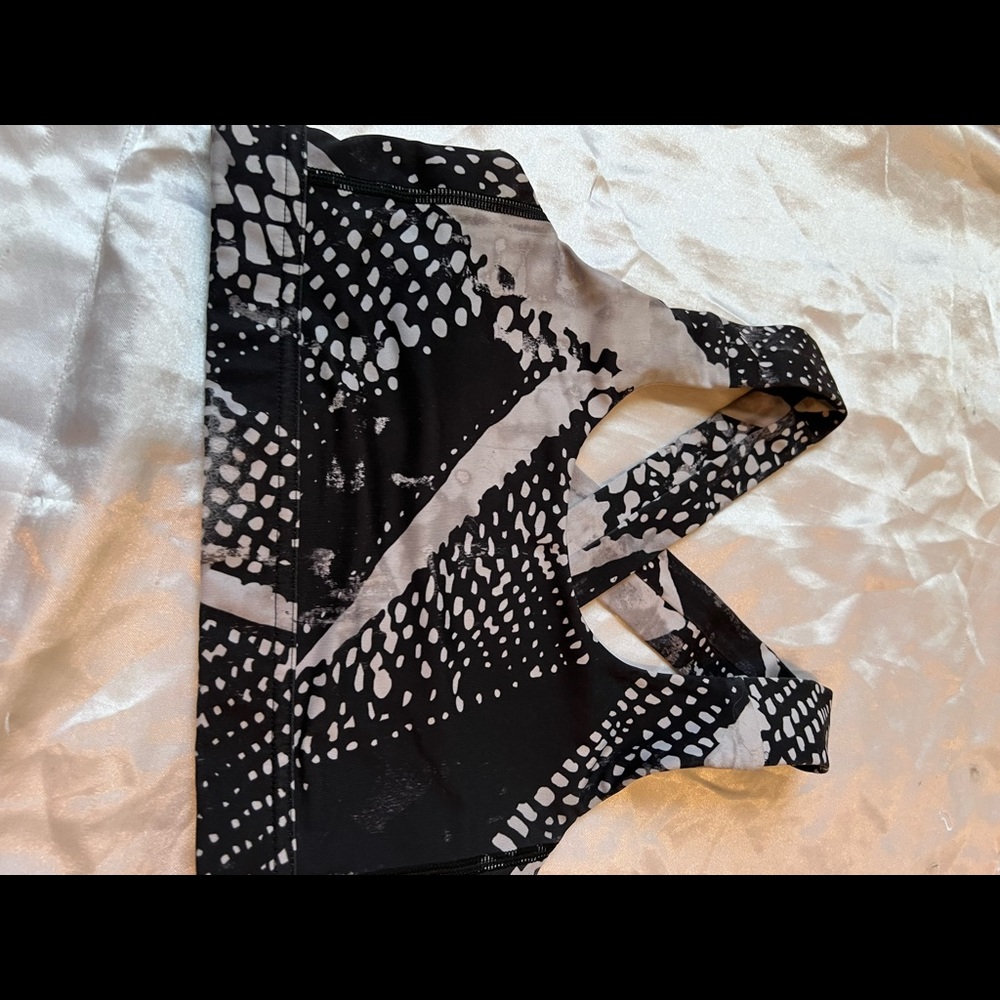 Lululemon top